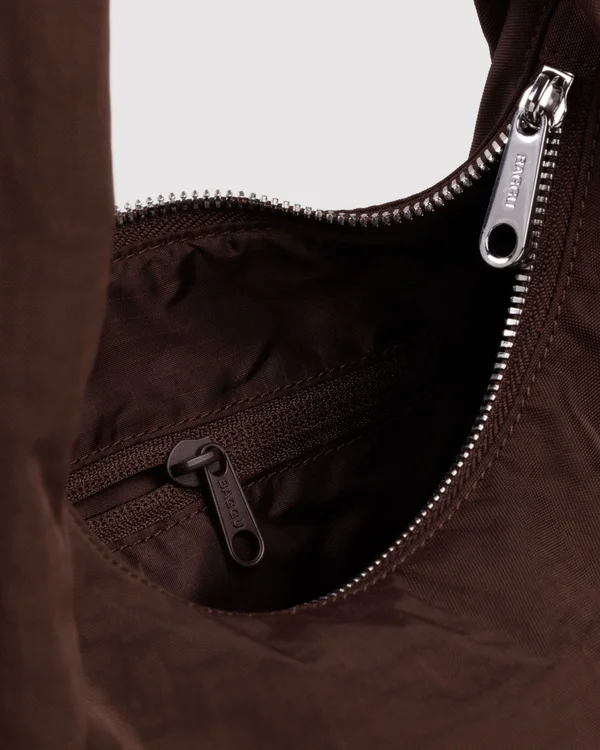 Small Nylon Meringue Bag - Coffee - Material: heavyweight-nylon