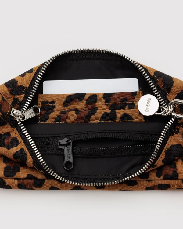 Nylon Pochette - Leopard