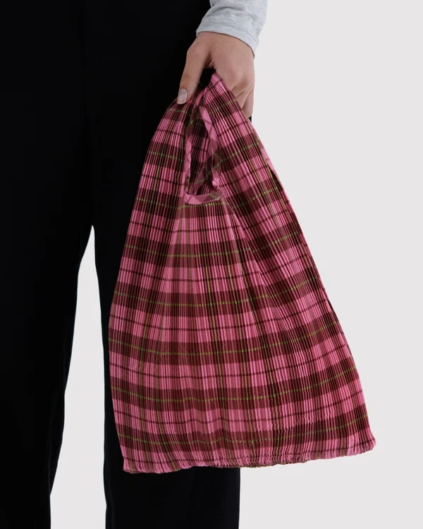 Pleated Baggu - Azalea Pink Tartan - Material: polyester